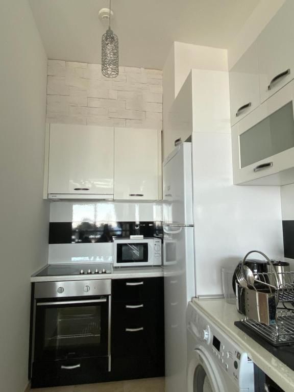 Апартаменты Black&White Apartment Tre Canne Будва-29