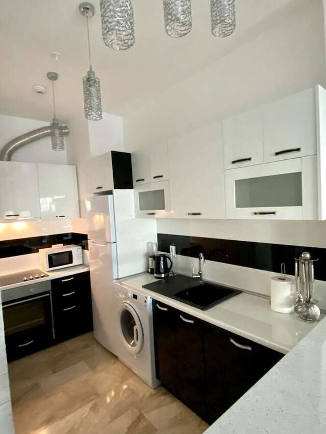 Апартаменты Black&White Apartment Tre Canne Будва-17